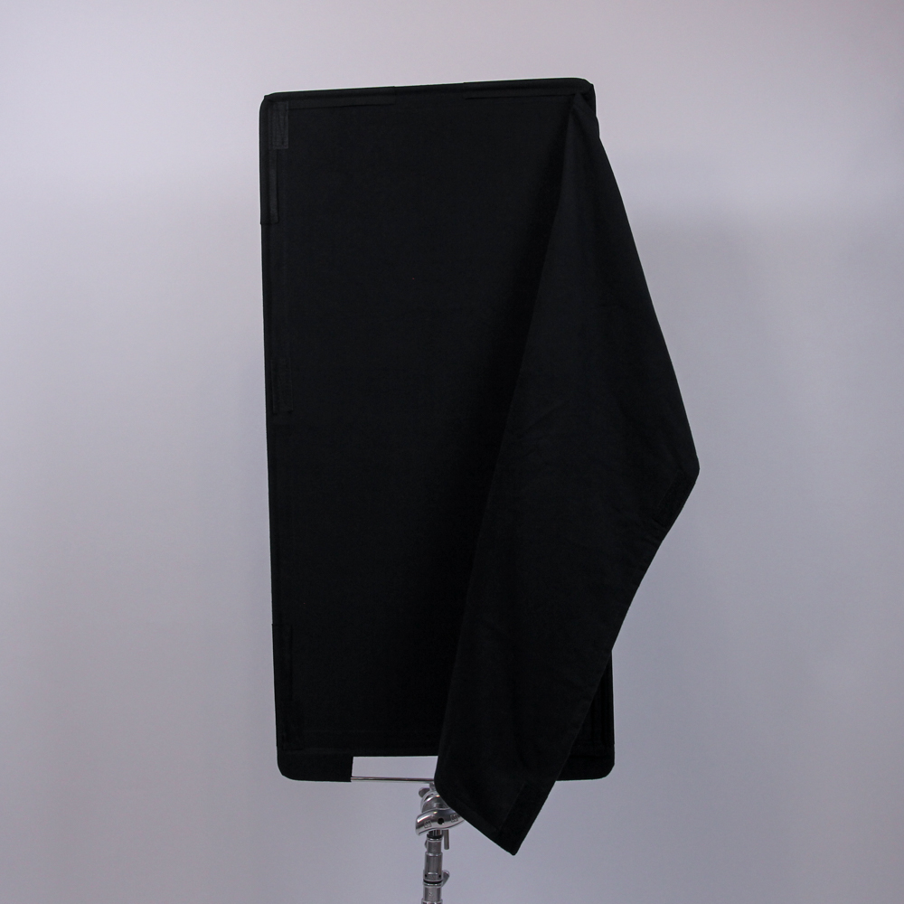 Norms Studio - Black Solid Cutter Floppy [LFF-2448D-V08] - Heavy-Duty Cinema Grip Equipment