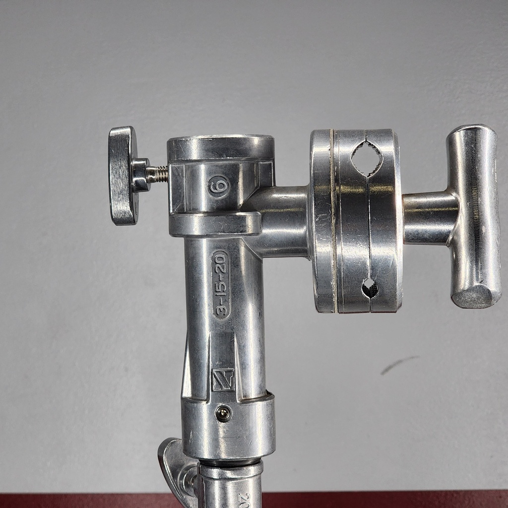 Big Grip Head v3 Mounted on Overhead Stand Riser Column