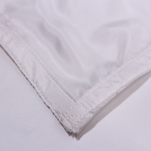 White 1/2 Silk Rag