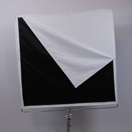 [LFF-3636A-C00] Black and White Claycoat Floppy